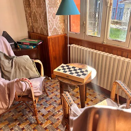 Maison De Famille